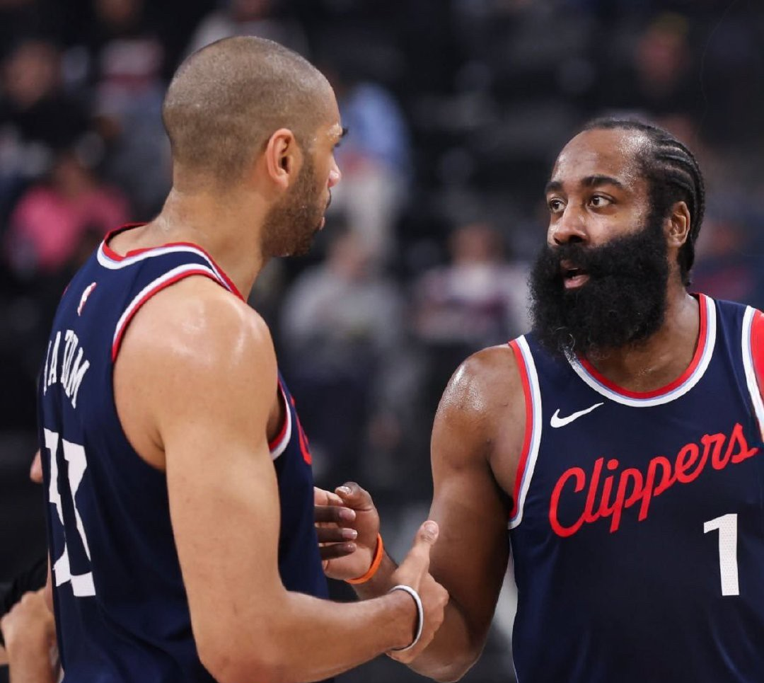 LOL电竞投注 -今晨洛杉矶快船备战荷甲,更衣室发声细节曝光,态度坚定,心理建设被强调