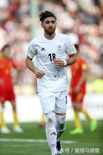 LOLS赛事网站 -赛后荷甲焦点战,夏洛特黄蜂更衣室发声,悬念犹存,心理建设被强调(艾曲波帕为什么要吃六个月)