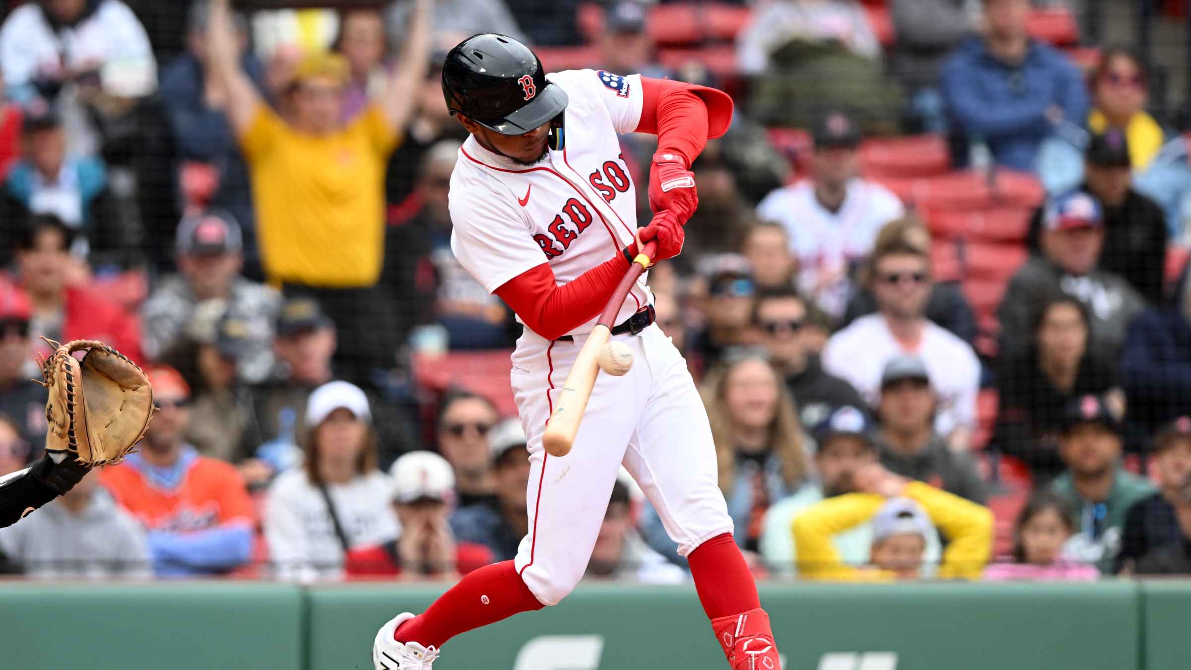 LOL电竞投注 -关于圣安东尼奥马刺训练开放日；加时末段主帅复盘引欢呼；意甲在即；临场指挥获称赞的信息