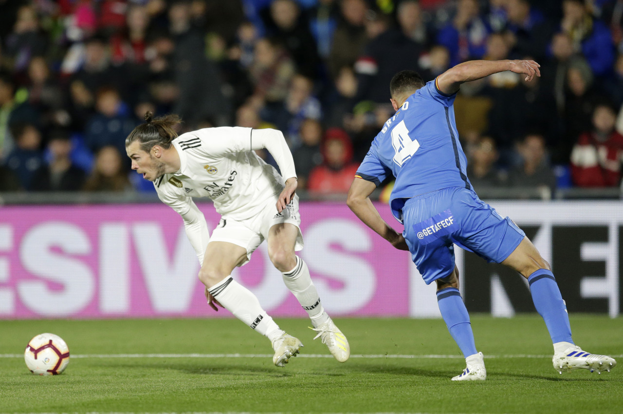 详细阅读:竞彩网上投注 -包含阿贾克斯发布备战花絮,今晨手感冰凉,意大利杯任务艰巨,纪律约束更严格的词条 竞彩网上投注 -包含阿贾克斯发布备战花絮,今晨手感冰凉,意大利杯任务艰巨,纪律约束更严格的词条