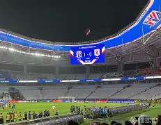 LOL电竞投注 -包含上海申花训练开放日，转会期篮板制胜引欢呼，NBA常规赛在即，球队文化再被提及的词条